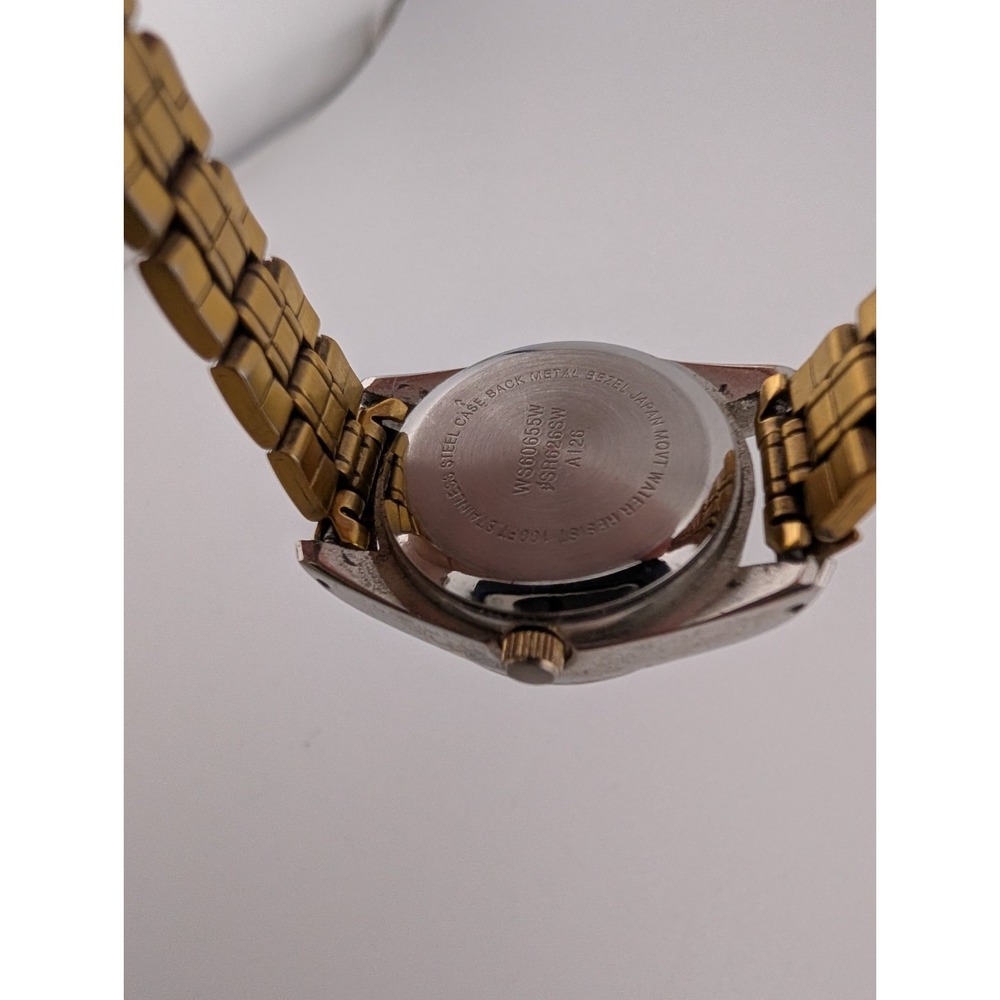 White Stag Watch Women 25mm Silver Case Gold 7.5" Band- New Battery - Picture 8 of 8